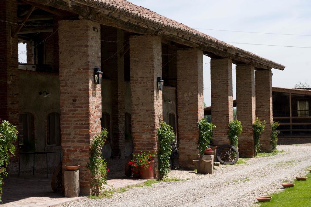 Agriturismo Fiamberta Bed and Breakfast Certosa di Pavia Exterior foto